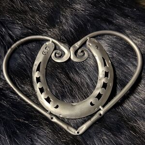 Silver Horseshoe Heart Decor